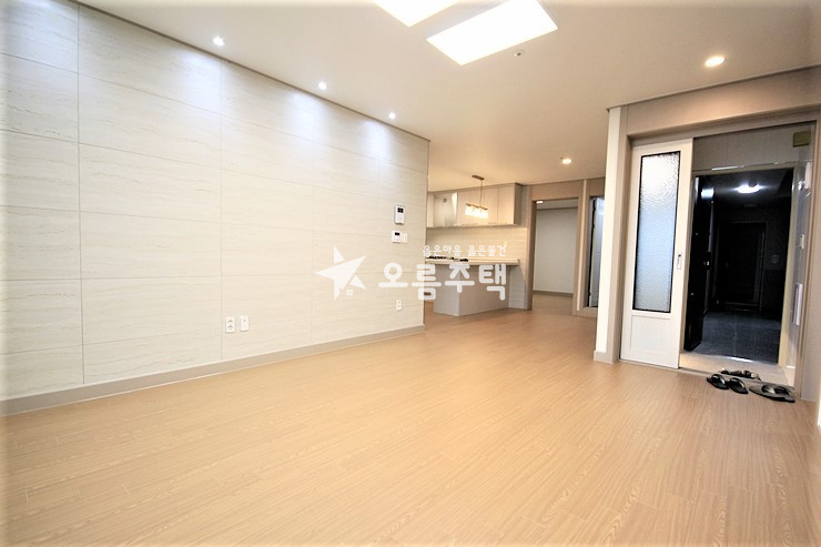 경기 동두천시 상봉암동 동두천4룸 ★높은 층고로 탁트인 거실 조망 보장 분양 매물번호 15509 사진 1