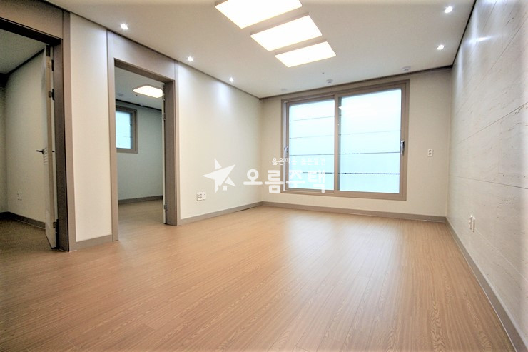 경기 동두천시 상봉암동 동두천4룸 ★높은 층고로 탁트인 거실 조망 보장 분양 매물번호 15509 사진 2