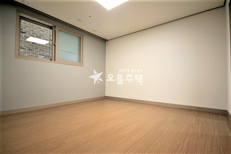 경기 동두천시 상봉암동 동두천4룸 ★높은 층고로 탁트인 거실 조망 보장 분양 매물번호 15509 사진 4