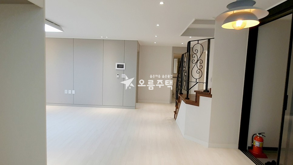 경기 포천시 설운동 테라스가 넓고, 탁트인 전망이 좋은 3룸 복층빌라 분양 매물번호 13769 사진 3