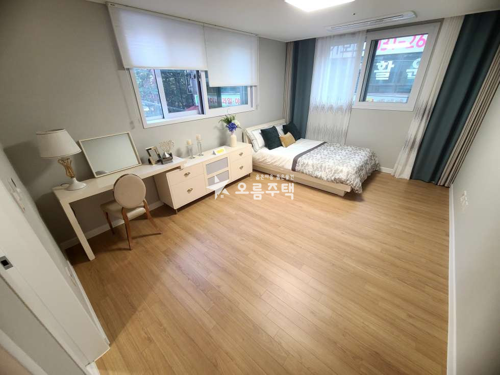 경기 용인수지구 신봉동 신봉동 최고의 학군지에 고급스러운 인테리어가 돋보이는 3룸 분양 매물번호 16928 사진 3