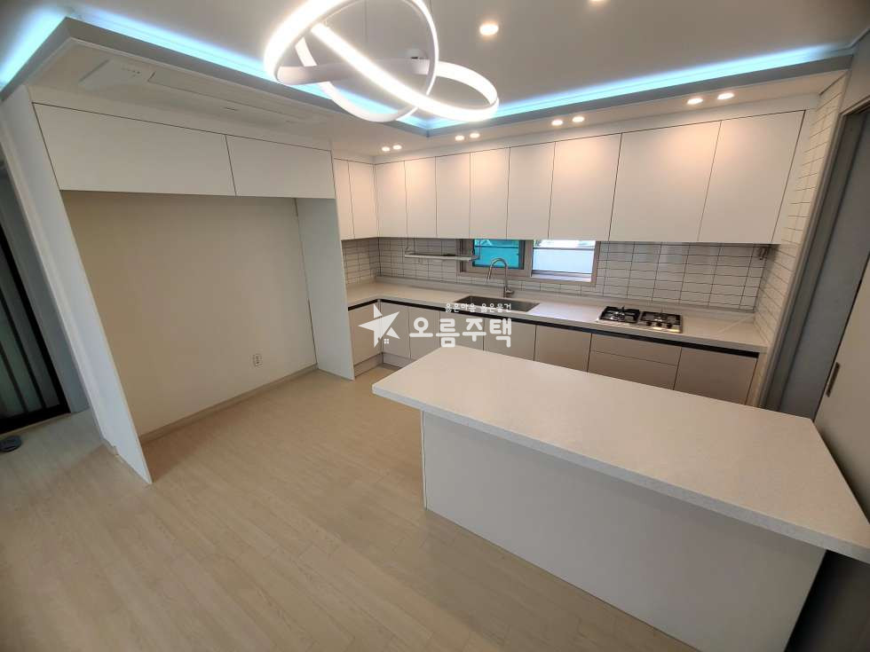 경기 용인수지구 신봉동 신봉동 전세대 남향! 개인정원 or 복층테라스세대 서두르세요! 분양 매물번호 16929 사진 2