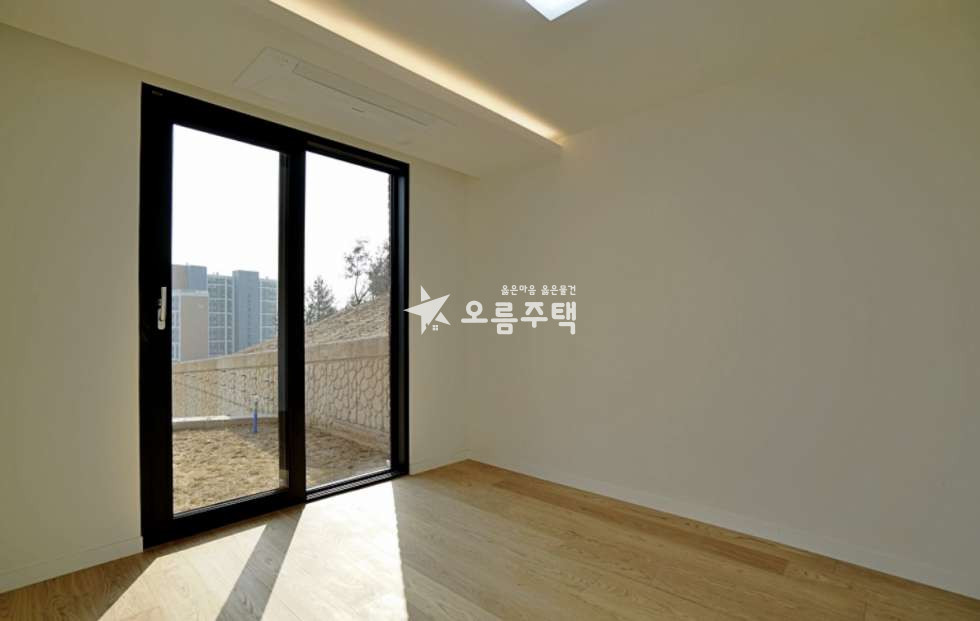 경기 광주시 태전동 태전동 3룸 운동장 거실/뻥뷰/붙박이장 분양 매물번호 13513 사진 5