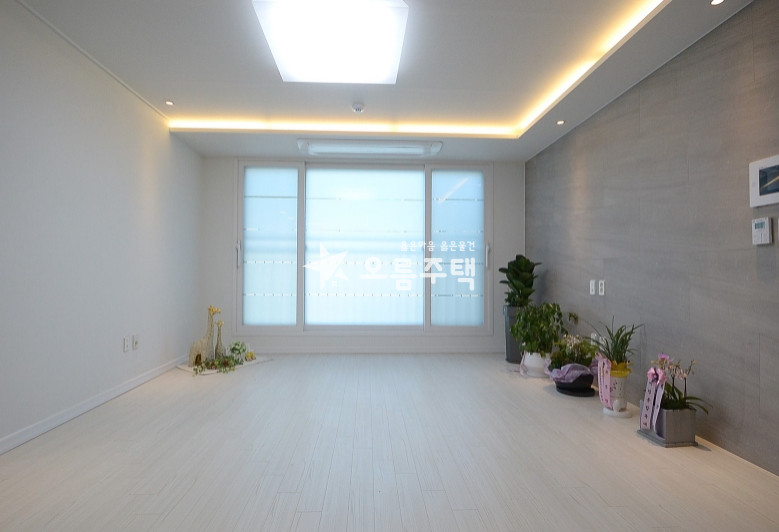 경기 고양일산동구 백석동 백석동 3룸 방3개+거실 넓은베란다 분양 매물번호 12907 사진 1