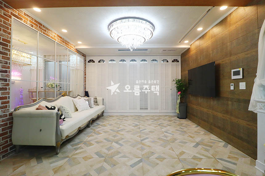 경기 성남중원구 성남동 실용적 구조와 고급 인테리어 3룸 분양 매물번호 10780 사진 1
