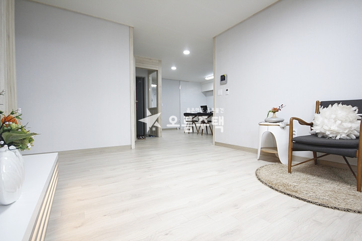 서울 관악구 봉천동 관악 3룸 채광좋고+아파트구조(통풍굿) 분양 매물번호 15286 사진 2