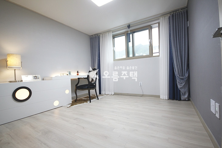 서울 관악구 봉천동 관악 3룸 채광좋고+아파트구조(통풍굿) 분양 매물번호 15286 사진 4