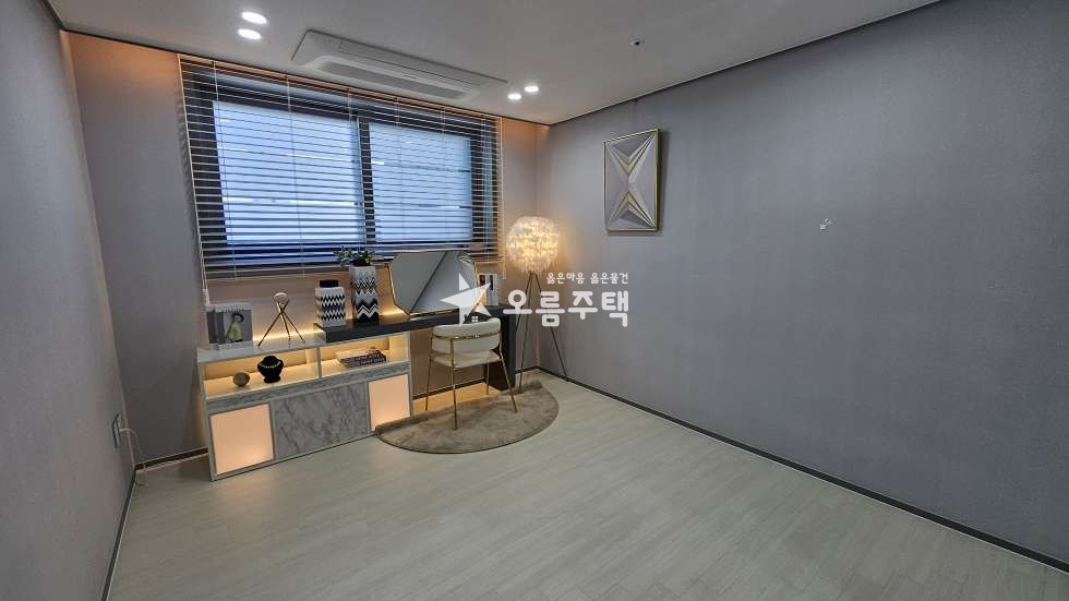 경기 수원장안구 송죽동 송죽동 화서역과 수원역 더블역세권 교통편리 3룸 분양 매물번호 17048 사진 2
