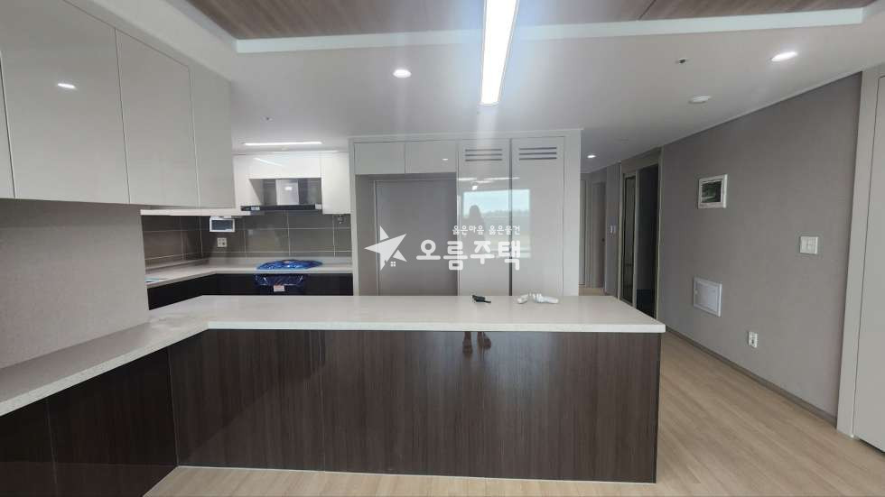 인천 검단구 마전동 마전동 커뮤니티 활성화된 검단신도시 인접한 3룸 아파트 분양 매물번호 17050 사진 2
