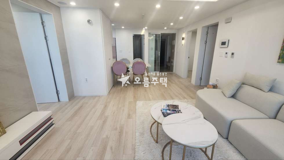 경기 안양만안구 안양동 안양동 고급자재로 시공한 테라스세대 3룸 오피스텔 분양 매물번호 17067 사진 2
