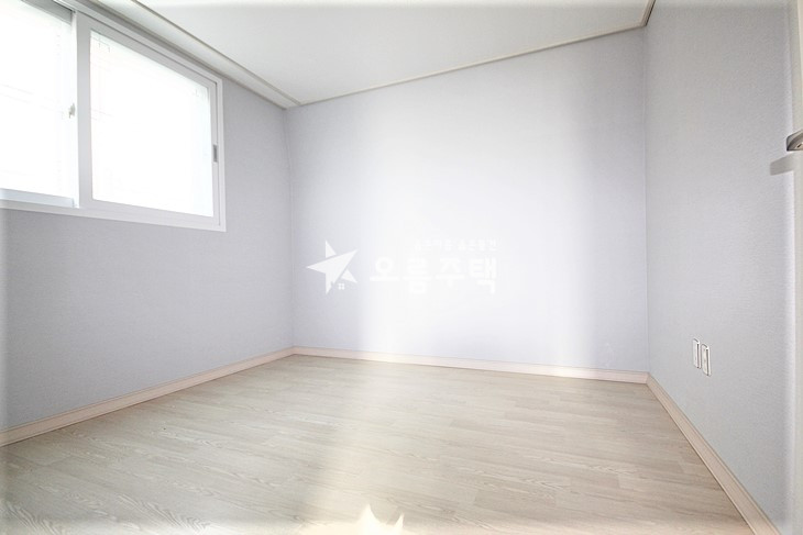 경기 수원팔달구 인계동 수원 3룸 ▶ 완벽한 구조 최고급 인테리어에 테라스는 필수죠 분양 매물번호 15284 사진 4