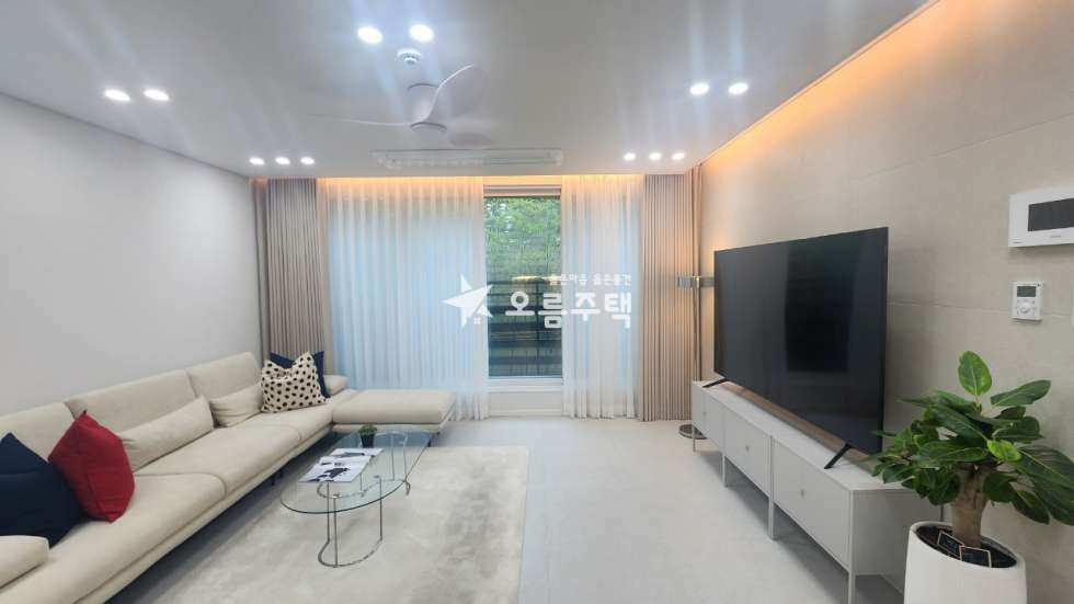 경기 파주시 당하동 당하동 가족들이 살기좋은 거실과 주방! 3룸 분양 매물번호 17138 사진 1