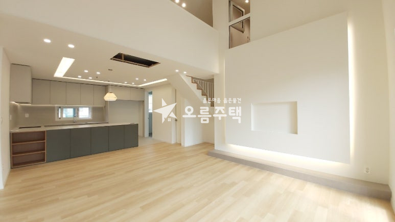 경기 고양덕양구 동산동 동산동 4룸 CCTV/무인택배/주차100% 분양 매물번호 17318 사진 3