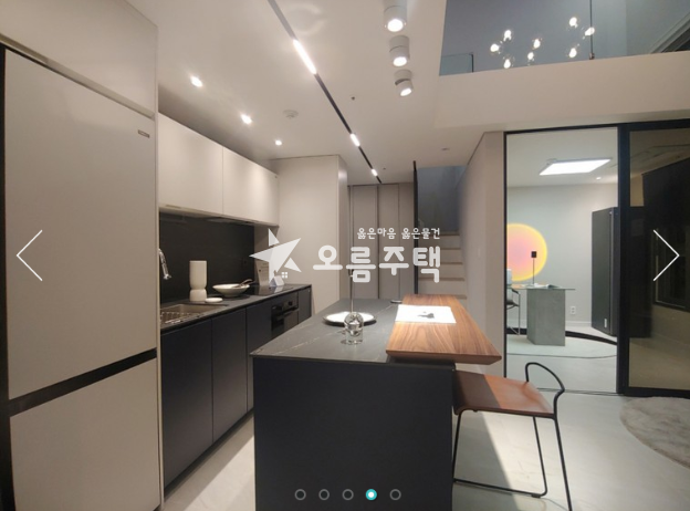 서울 용산구 원효로1가 용산 고급스러운 자재 사용으로 Bar같은 2룸 복층 오피스텔 분양 매물번호 15306 사진 4