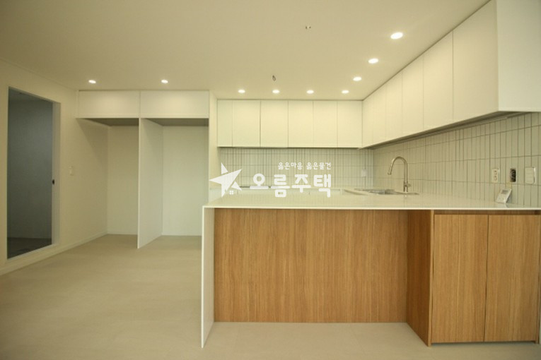 경기 김포시 구래동 구래동 3룸 아파트식구조 지하주차120% 분양 매물번호 17646 사진 2