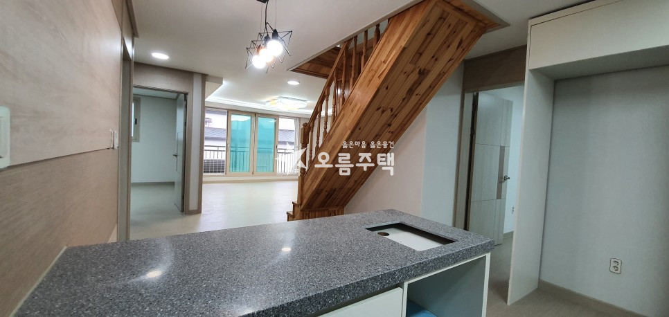 경기 고양일산서구 일산동 일산동 3룸 복층 빌라 있어요 분양 매물번호 13880 사진 3
