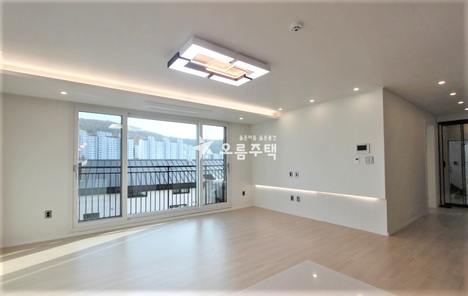경기 포천시 신북면 포천3룸 ▶넓은거실/큰방3/넉넉한주방 분양 매물번호 15584 사진 1