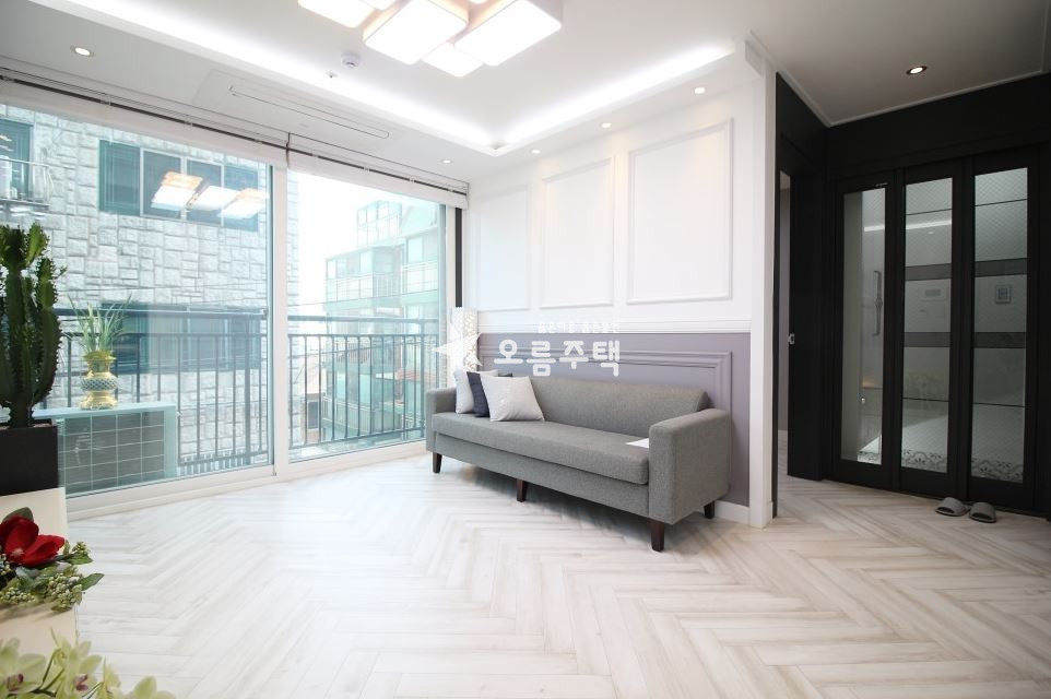 경기 수원권선구 고색동 살기좋고 조용한 역세권 3룸 분양 매물번호 10517 사진 1
