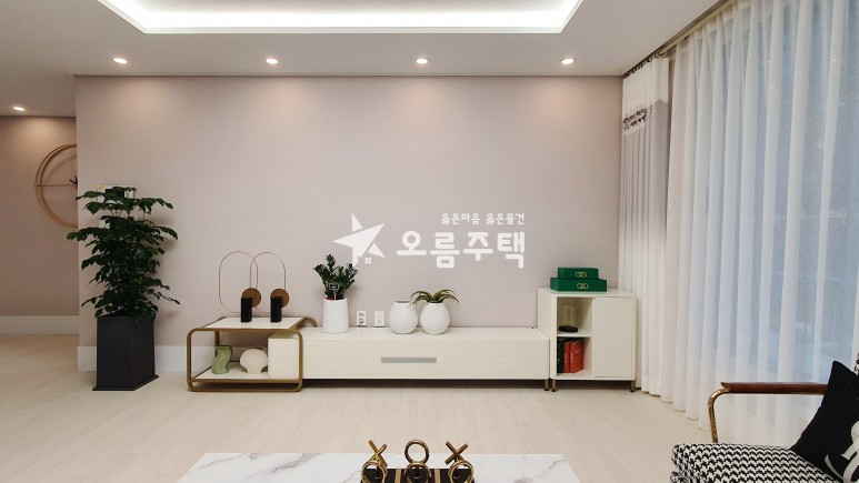 경기 이천시 부발읍 고속도로 IC 인접한 탁트인 3룸 분양 매물번호 13876 사진 2