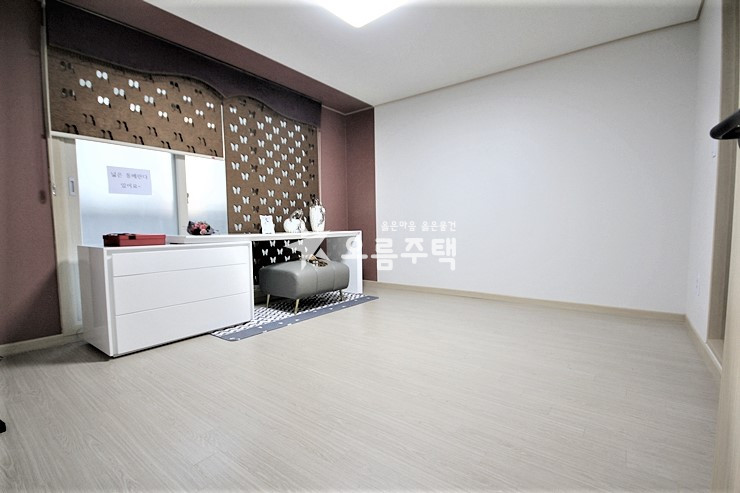 경기 수원팔달구 화서동 수원 3룸 ▶ 채광 우수, 탁 트인 전망 ◀ 분양 매물번호 15225 사진 4