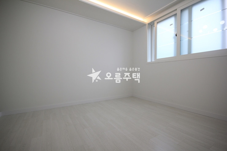 경기 수원권선구 세류동 수원 3룸 ✔ 역세권/정남향/고급자재 분양 매물번호 15055 사진 3