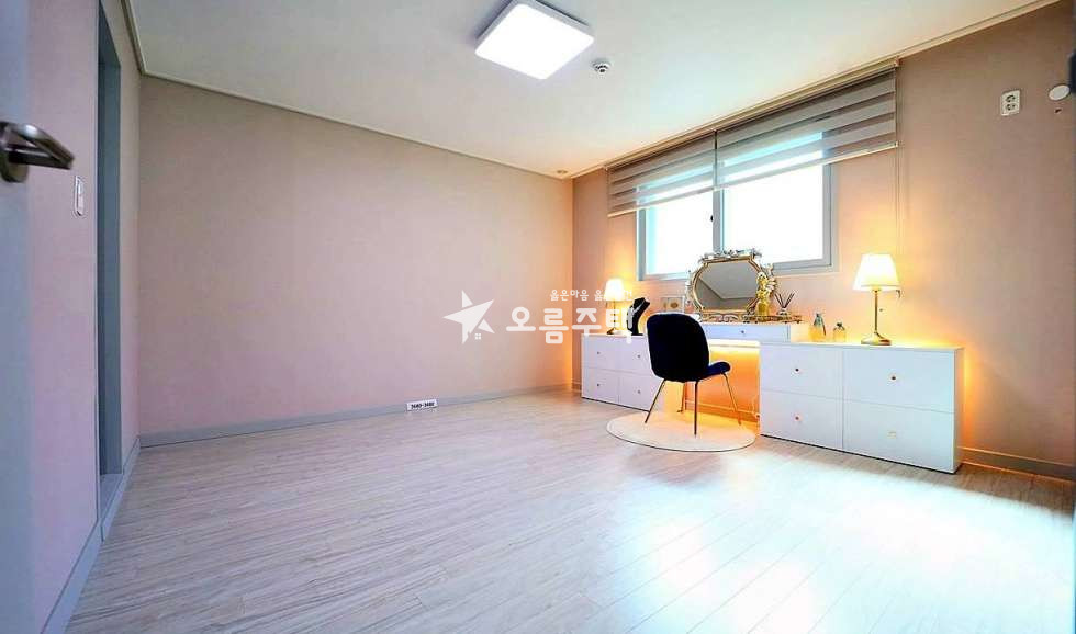 경기 수원권선구 구운동 구운동 3룸 수납공간가득/정남향배치♬ 분양 매물번호 13706 사진 4