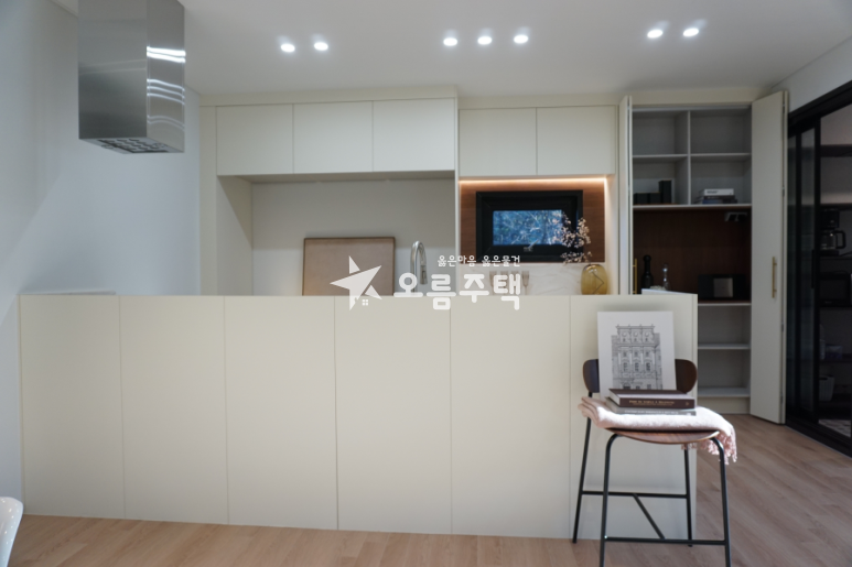 경기 김포시 구래동 구래동 3룸 숲세권 산책로 깔끔한 인테리어 분양 매물번호 19722 사진 2