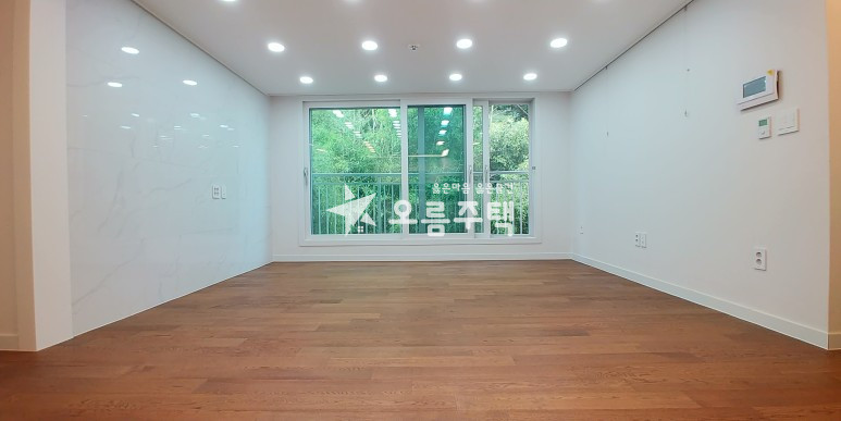 경기 고양일산서구 대화동 대화동 3룸 운동장 테라스~ 분양 매물번호 13983 사진 2