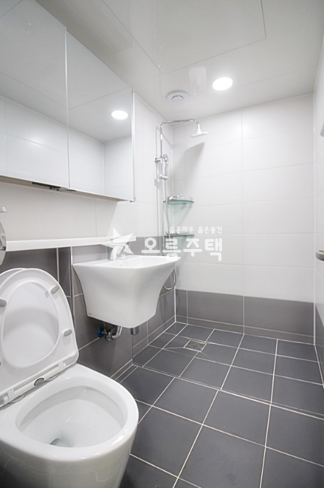 경기 수원권선구 세류동 4인가족 쾌적한 주거환경 정남향 3룸 추천매물! 분양 매물번호 14383 사진 4