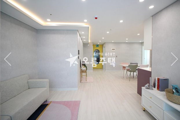 경기 수원팔달구 화서동 한 층 한 세대 조용한 주택가 귀한 전세 3룸 분양 매물번호 14409 사진 2