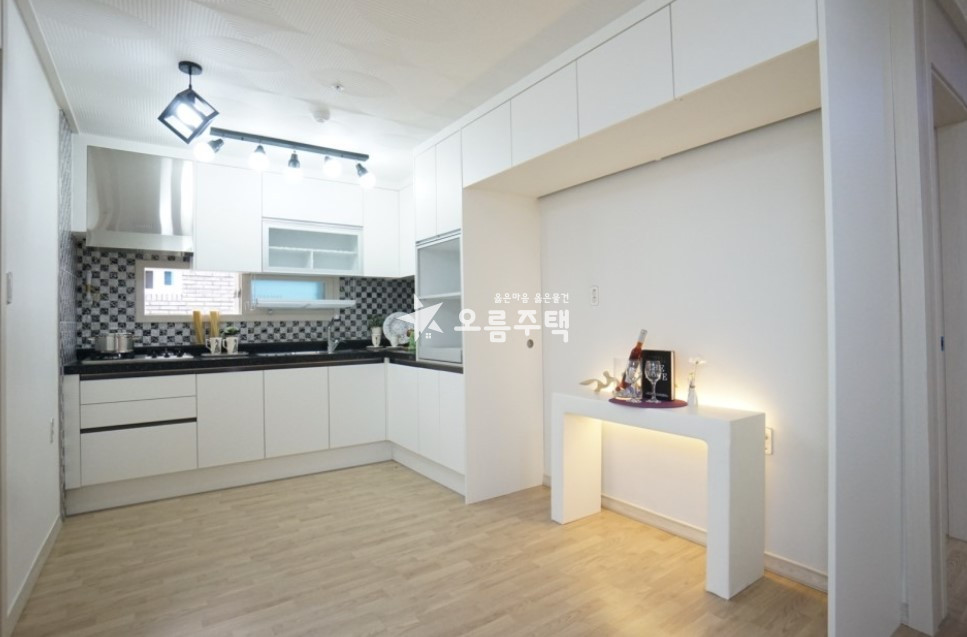 경기 수원권선구 세류동 조용한 주택가 훌륭한 생활인프라 3룸 분양 매물번호 14407 사진 2
