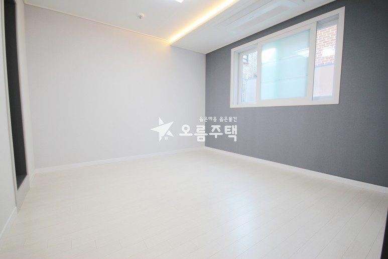 경기 광명시 철산동 철산동 3룸 대중교통：편의시설완비 분양 매물번호 11025 사진 3