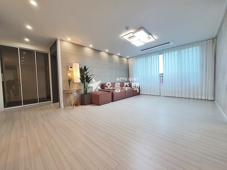 서울 강북구 수유동 강북구 수유동 3룸 시스템에어컨,무인택배,주차차단기 분양 매물번호 16636 사진 1